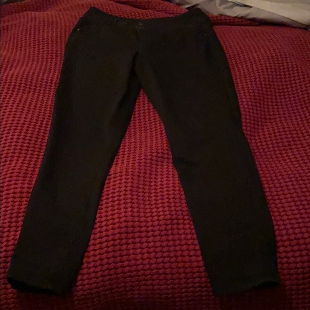 Seven black skinny jeans. High rise. Waist shaper